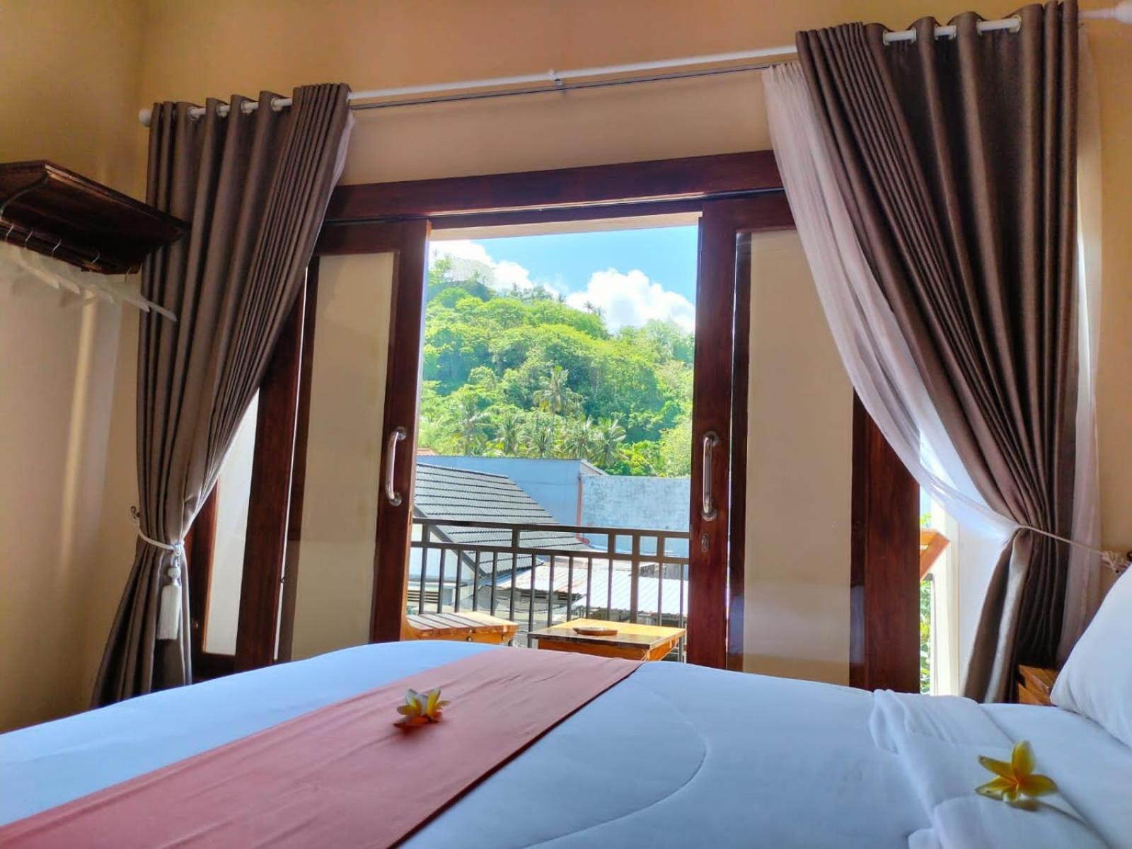Semilir Inn 圣吉吉 外观 照片